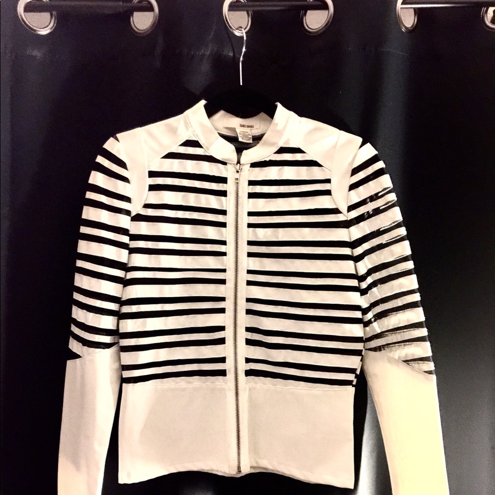 SANS SOUCI SEXY FAUX LEATHER JACKET